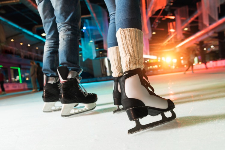 7 Ways for Groups to Celebrate the Holidays in LA Los Angeles Charter