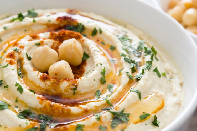 Hummus and chickpeas