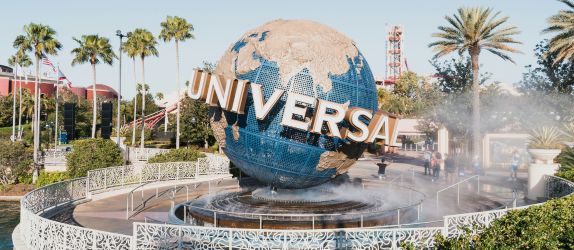universal studios globe